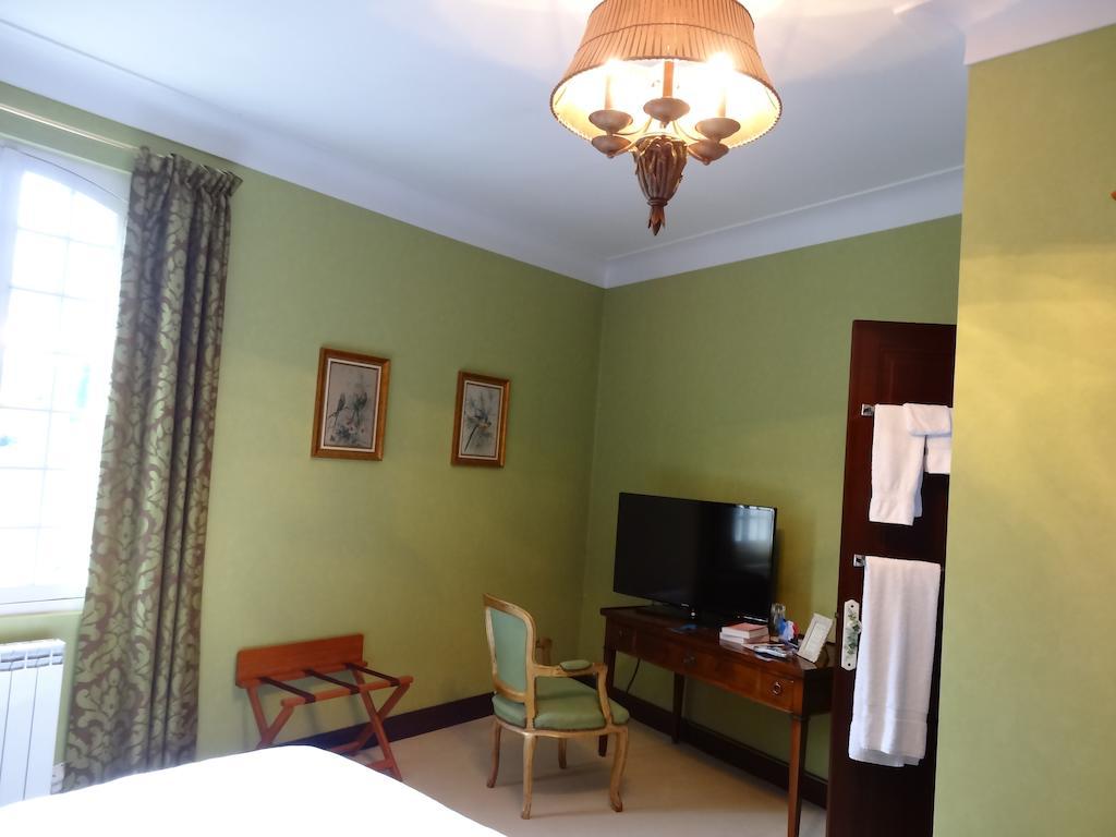 Hostellerie Restaurant Les Gorges De L'Aveyron Bruniquel ภายนอก รูปภาพ
