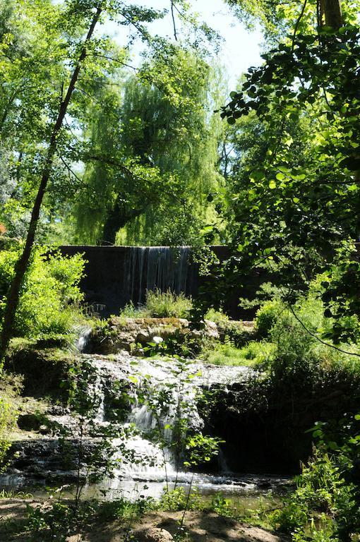 Hostellerie Restaurant Les Gorges De L'Aveyron Bruniquel ภายนอก รูปภาพ